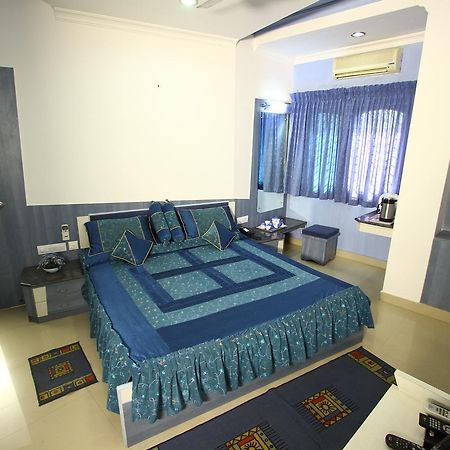 Sea Queen Hotel Kozsíkóde Kültér fotó