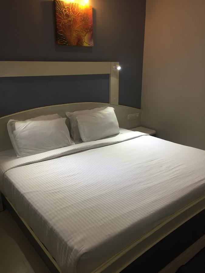 Sea Queen Hotel Kozsíkóde Kültér fotó